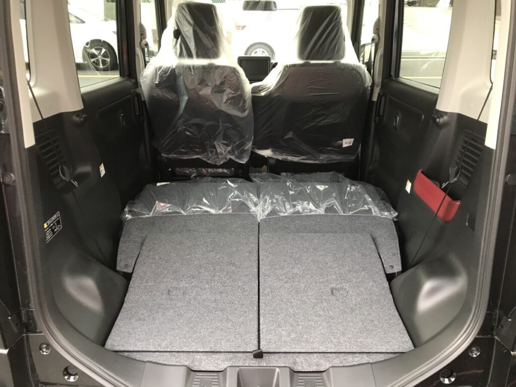 スペーシア　荷室