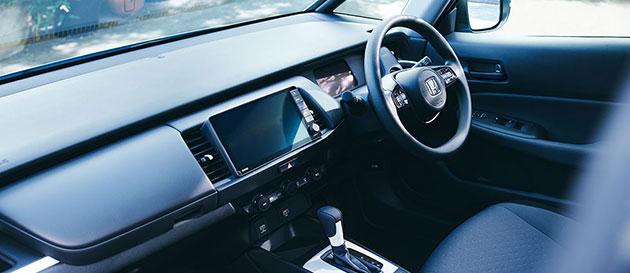 BASIC車内